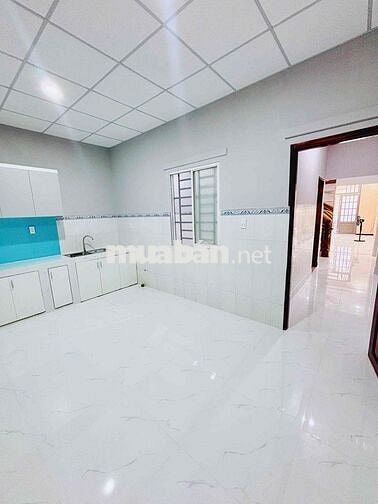 Nhà Ngộp 1 Lầu 5 x 20m Ngay Tân Kim 4PN 2WC Đường Thông Sổ Hồng Riêng