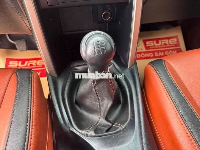 Toyota Innova 2018 số sàn đi 55.000Km 1 chủ xe zin