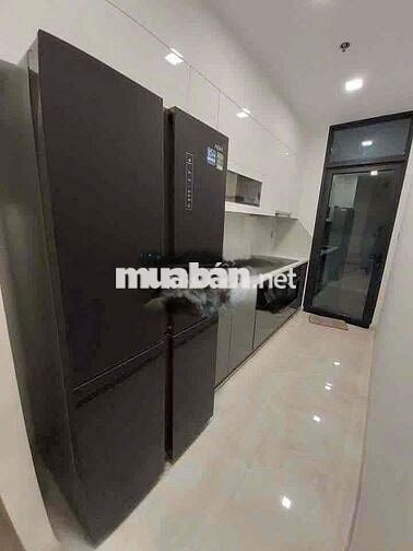 Cơ hội hiếm có: Thuê căn hộ 2PN tại Vinhomes Golden River, Quận 1