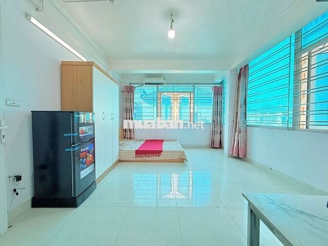 phòng ngõ 426 Láng DT: 35m2 1n1k, 2n1k full đồ ban công thoáng mát