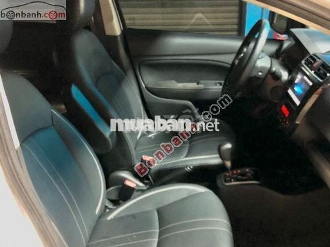 Mitsubishi Attrage Premium 1.2 CVT 2021