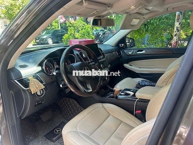 Mercedes Benz GLS Class 2016 500 4Matic - 50000 km