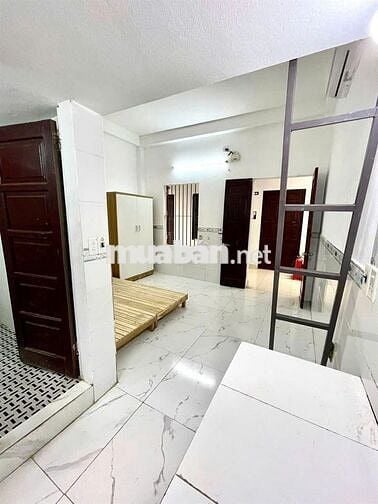 Phòng khép kín đủ đồ Ngõ 154 Trần Duy Hưng giá 2tr -2,5tr đến 4,7tr