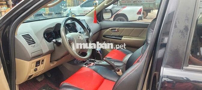 TOYOTA FORTUNER 2013