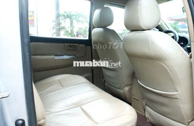 Toyota Hilux 2014 3.0G 4x4 MT