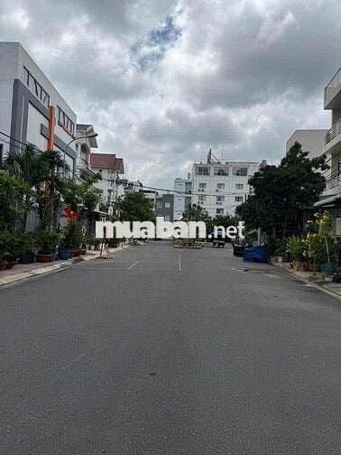 Nhà hẻm xe tải 1/ An Dương Vương p26 Q8, 6 phòng ngủ