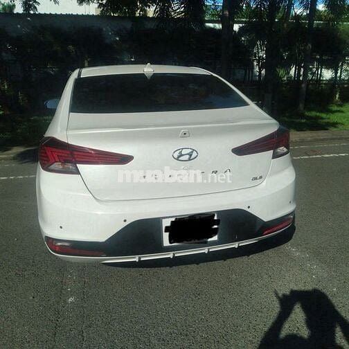 Hyundai Elantra 2020 2.0 AT - 23000 km