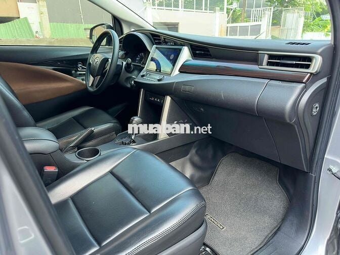 Toyota Innova 2019 bản G - Chất xe đẹp, giá tốt!