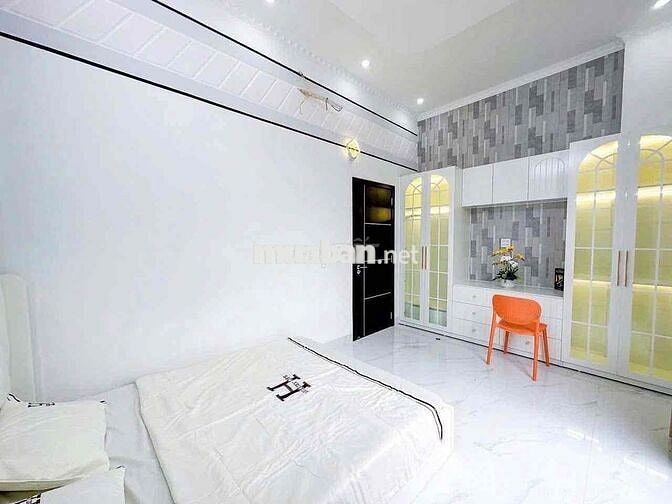 🌻SHĐ - CHO THUÊ NHÀ TRỆT 2 LẦU HẺM 160C LT 12-20 ĐƯỜNG NGUYỄN VĂN CỪ