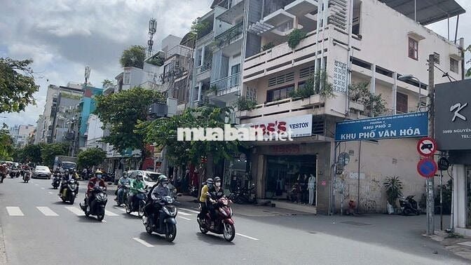 Bán nhà mặt tiền Nguyễn Đình Chiểu, đang có HD 28tr/tháng