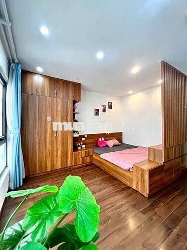 Siêu HOT CCMN 30m2 Full nội thất. Phòng rộng, cửa sổ thoáng_ Hoàng Cầu