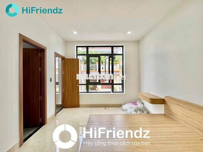 PHÒNG STUDIO FULL NỘI THẤT TÁCH BẾP - CỬA SỔ THANG MÁY