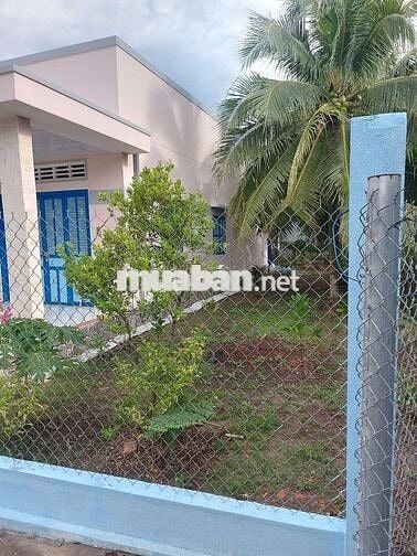 500m2 đất cách kcn Giao Long 2km, sẵn nhà, đường xe hơi