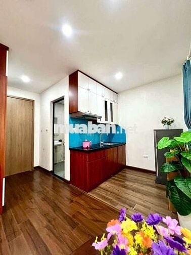 Siêu HOT CCMN 30m2 Full nội thất. Phòng rộng, cửa sổ thoáng_ Hoàng Cầu