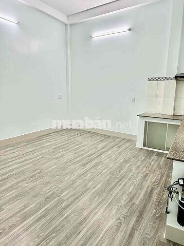CHO THUÊ NHÀ NGAY ĐƯỜNG SỐ 4 LINH TÂY 2PN 2WC HẺM Ô TÔ Ở + VPCTY