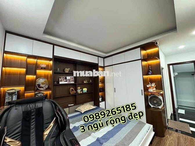 tân mai 1 nhà ra phố. siêu thị trường học ngân hàng. trường đại học