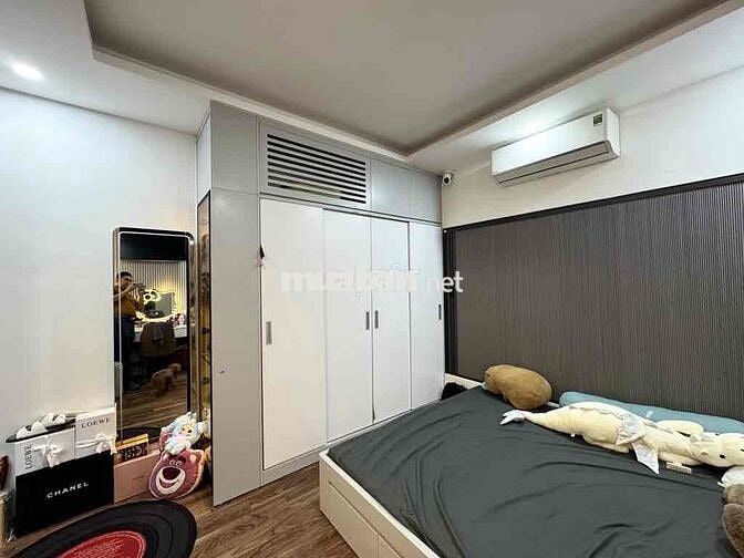 tân mai 1 nhà ra phố. siêu thị trường học ngân hàng. trường đại học