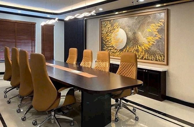 Tôi bán toà nhà Mp Nguyễn Đình Chiều, Q HBT, Dt 200 m, 10 T, mt 7 m 