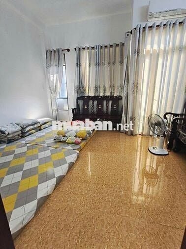 Bán nhà 4 Tầng KDC Bông Sao, 50m2(4.8x10) 4PN, Ô Tô đến cửa P5 Quận 8