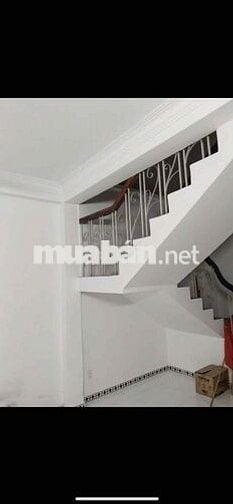 nhà đep  1 lầu 2 pn 2wc nở hậu có máy lạnh đ 16 gần gigamol