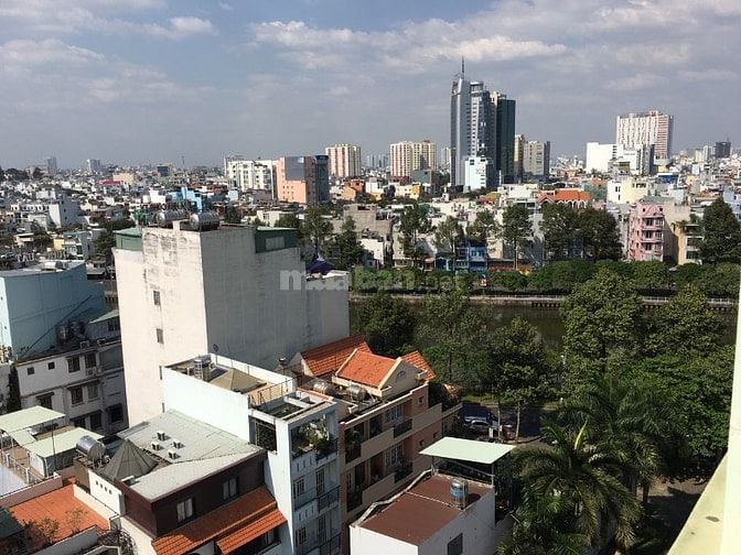Chính chủ bán căn hộ Indochina Park Tower, 2PN, 2WC, 75m2, giá 5.6 tỷ.