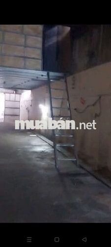 10tr MB nguyên căn cấp 4 có gác lửng dt 4×36 khu Chiến Lược tải 5-7T