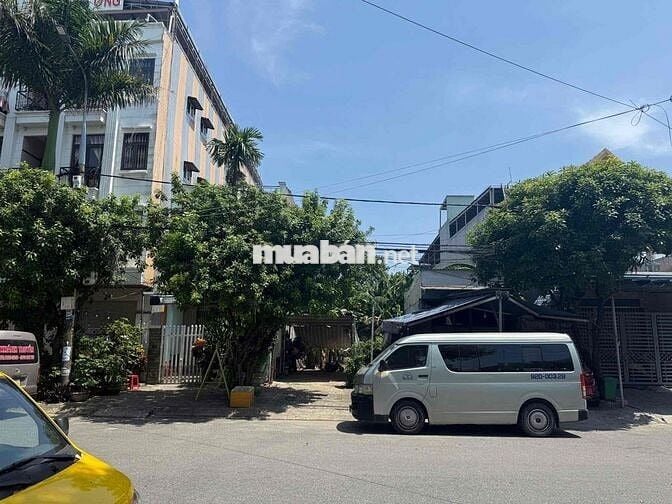 bán lô đất dt khủng mặt Tiềng đường 10 Đàm Văn Lê sát bến xe.