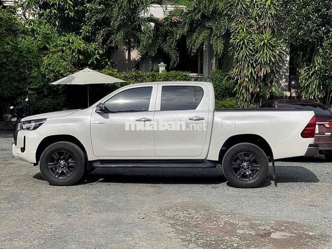 Toyota Hilux 2019 2.4E 4×2 AT - 80000 km