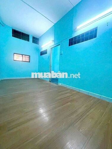 Cho thuê nhà nguyên căn 3 phòng ngủ, 2 wc ngay chợ Cây Điệp, p12, BT