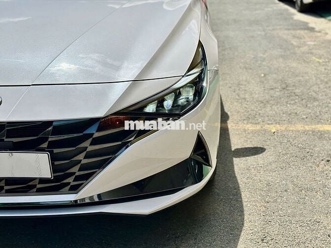 Hyundai Elantra 2024 1.6 AT Đặc biệt
