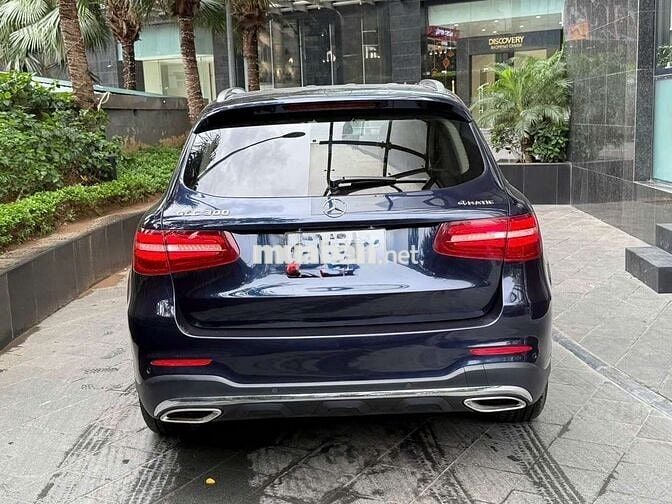 Xe mercedes benz glc 2016 300 AMG 4MATIC 70000 km