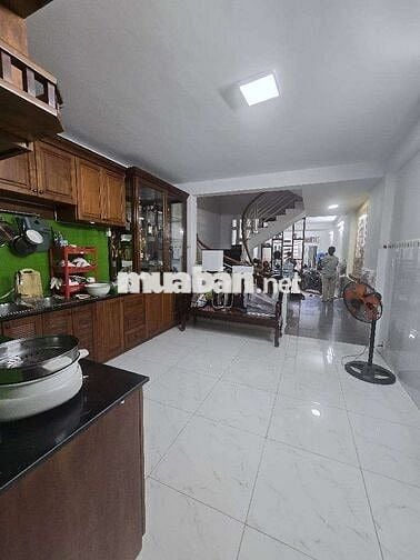 Nguyễn Thị Thập,  Quận 7, bán Nhà riêng11,5tỷ, 90m2,hàng hiếm tại Hot!