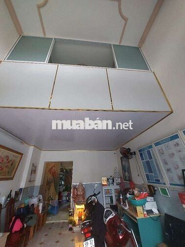 Chủ hạ giá bán gấp nhà 75m2, 3 tầng, nhỉnh 7 tỷ, đường Nguyễn Thị Thập