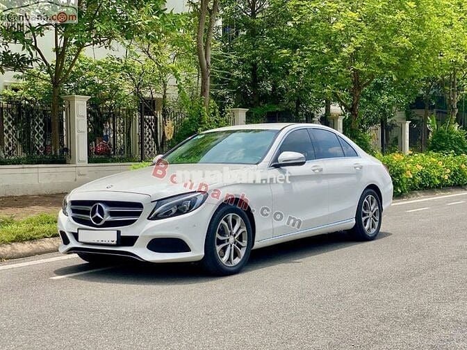 Mercedes Benz C200 Sản xuất : 2016