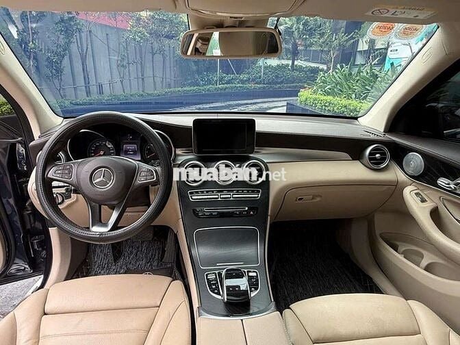 Xe mercedes benz glc 2016 300 AMG 4MATIC 70000 km