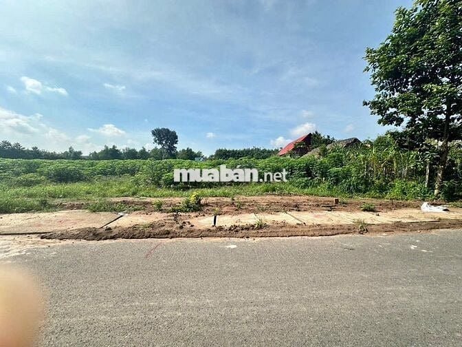 Bán lô thổ cư 400tr/200m2 cổng khu công nghiệp