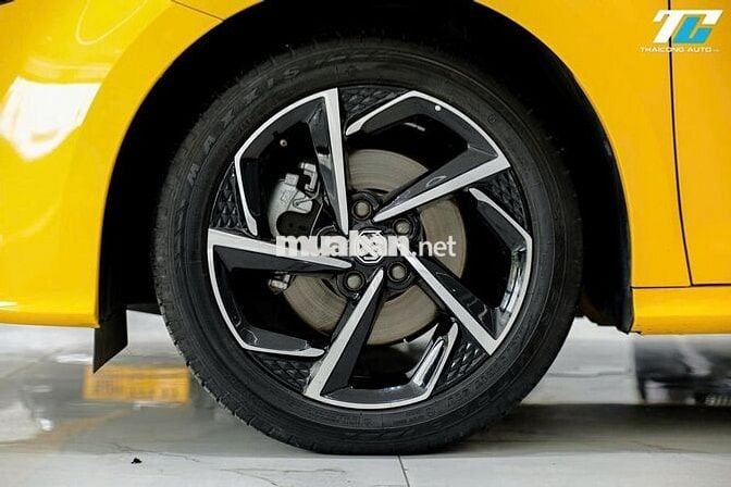 MG5 Luxury 2022 siêu lướt 3v km màu vàng