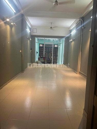 Cho thuê mặt bằng mặt tiền Bàu Cát, P.11, Q.Tân Bình giá 8tr