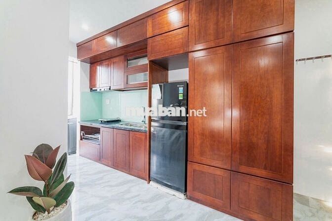 Cho thuê căn hộ 1 phòng ngủ ngay cầu Thuận Phước- Gần Biển