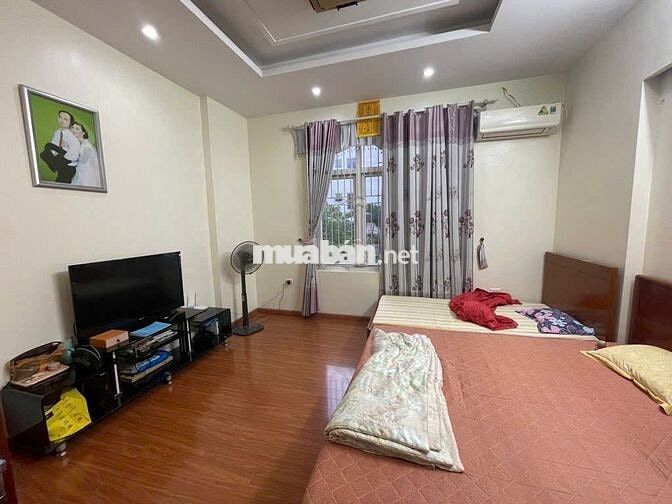 HÀNG XÓM HỒNG MAI - Ô TÔ ĐỖ CỬA - 1 NHÀ RA PHỐ - 52mx5 TẦNG CHỈ 9,8 TỶ