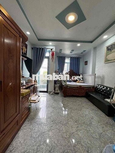 NHÀ BÁN BẾN PHÚ ĐỊNH GIÁP RANH QUẬN 6 - P16-Q8-ĐƯỜNG NHỰA 10M CÓ LỀ RD