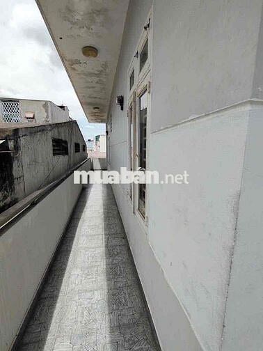 Cho thuê nhà nguyên căn 4PN gần DH SPKT
