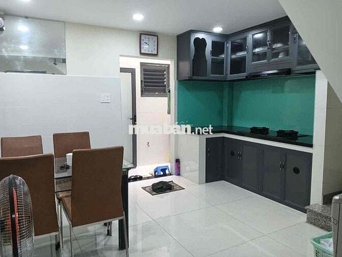 nhà đẹp 1lầu 3pn có nội thất máy lanh ….đ48 hẻm ba gác