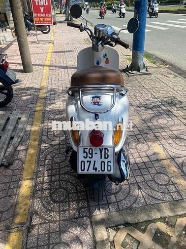 xe 50 Cho các bé học sinh người lớn tuổi
