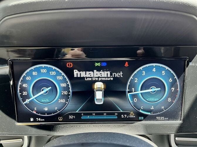 HYUNDAI ELANTRA 1.6 AT ĐẶC BIỆT 2024 GIA ĐÌNH LƯỚT