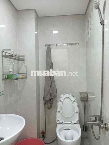 nhà đẹp 1lầu 3pn có nội thất máy lanh ….đ48 hẻm ba gác