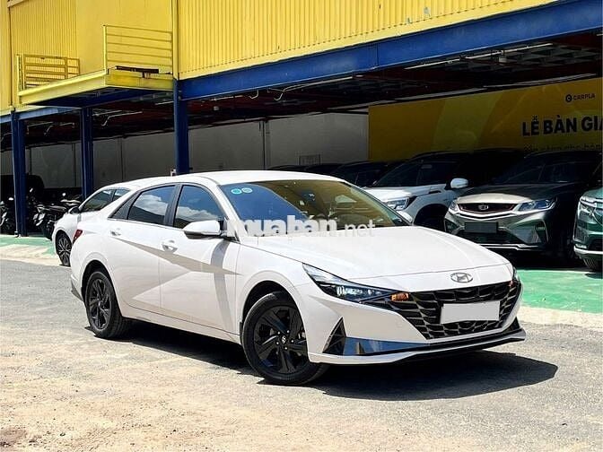 HYUNDAI ELANTRA 1.6 AT ĐẶC BIỆT 2024 GIA ĐÌNH LƯỚT