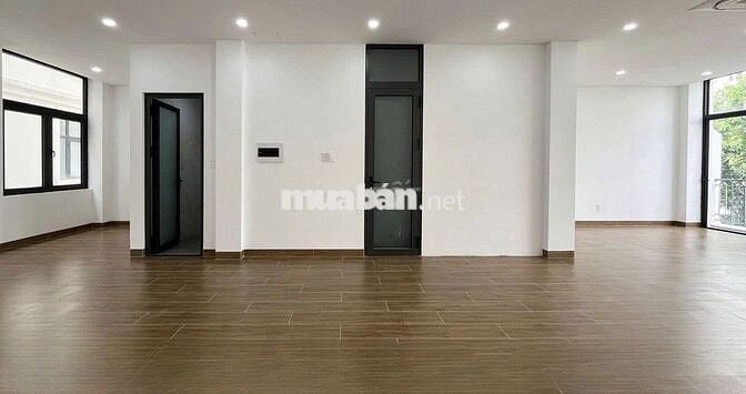 NHẤT VỊ TRÍ NHÌ DIỆN TÍCH 6X20 - Cộng Hoà, P2, QTB - 4 Tầng Lầu 420m2