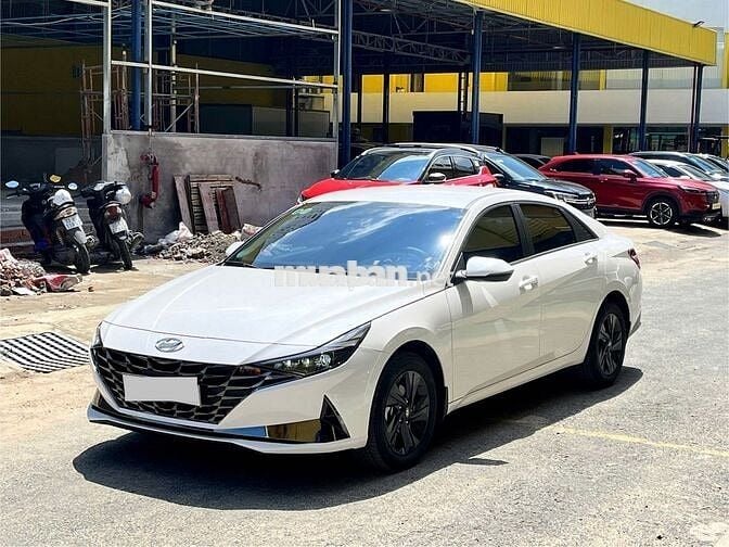 HYUNDAI ELANTRA 1.6 AT ĐẶC BIỆT 2024 GIA ĐÌNH LƯỚT