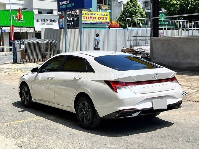 HYUNDAI ELANTRA 1.6 AT ĐẶC BIỆT 2024 GIA ĐÌNH LƯỚT